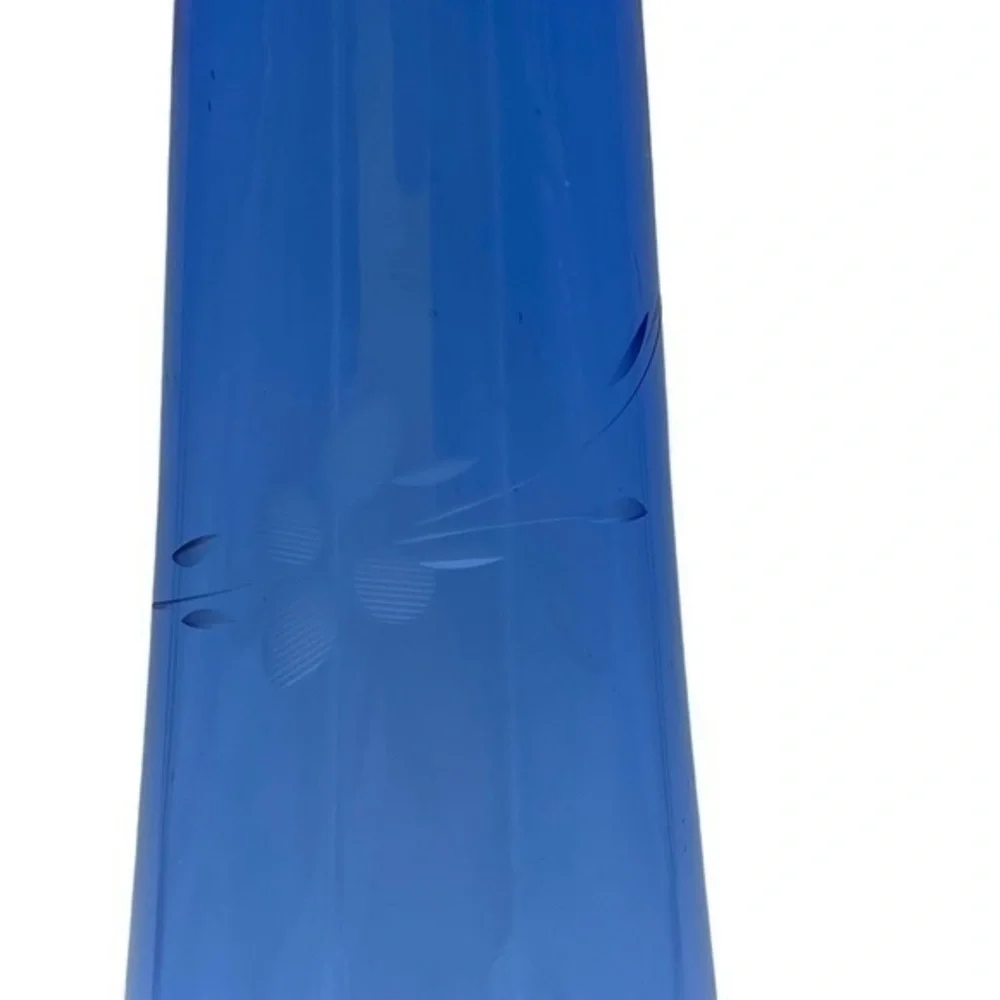 Vintage Floral Etched Blue Bud Vase With Swirl Bottom
